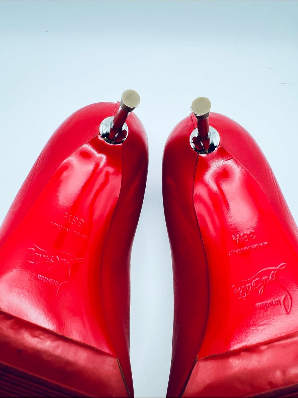 Christian Louboutin Red Leather Bow 70mm Studded Heels Pumps Size 38.5 - Picture 10 of 10